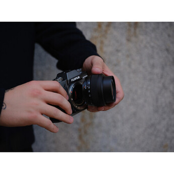 Fujifilm XC 13-33mm f/3.5-6.3 OIS Lens (Fujifilm X) — thumbnail 15
