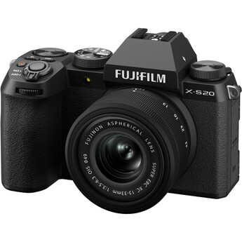 Fujifilm XC 13-33mm f/3.5-6.3 OIS Lens (Fujifilm X) — thumbnail 9