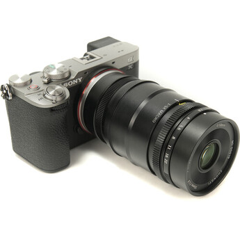 Mitakon zhongyi 55mm f/2.8 1-5x Macro Lens (L-mount) — thumbnail 10