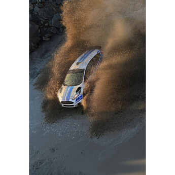 Nikon AF-S NIKKOR 70-200mm f/2.8E FL ED VR Lens — thumbnail 19