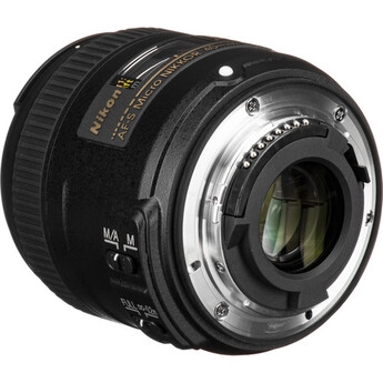 Nikon 40mm f/2.8G AF-S DX Micro-Nikkor Lens — thumbnail 6