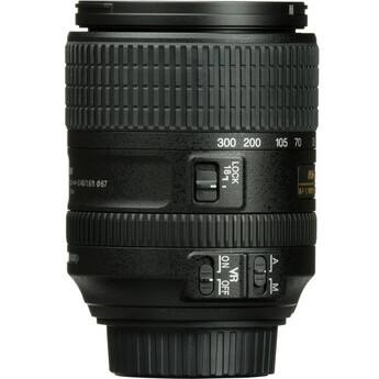 Nikon AF-S DX NIKKOR 18-300mm f/3.5-6.3G ED VR Lens — thumbnail 3
