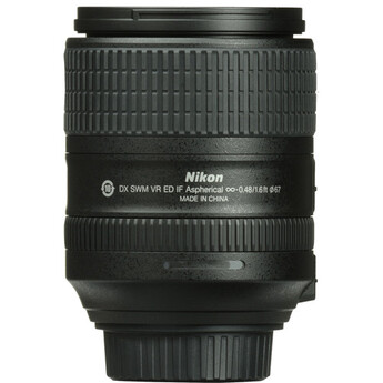 Nikon AF-S DX NIKKOR 18-300mm f/3.5-6.3G ED VR Lens — thumbnail 4