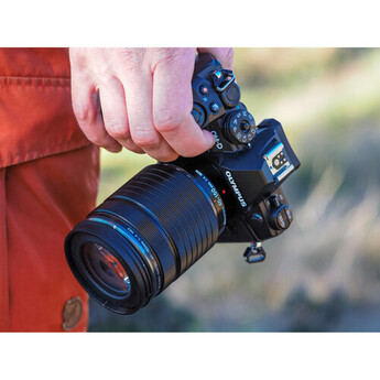 OM SYSTEM M.Zuiko Digital ED 40-150mm f/4 PRO Lens — thumbnail 20