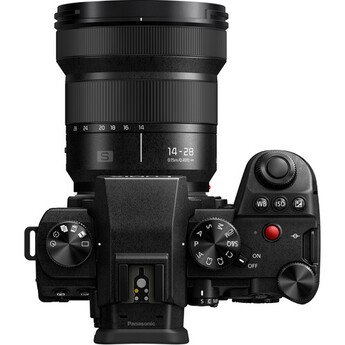 Panasonic Lumix 14-28mm f/4-5.6 MACRO Lens (Leica L) — thumbnail 16