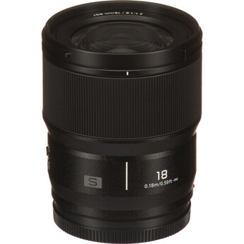 Panasonic Lumix S 18mm f/1.8 Ultra-Wide-Angle Lens — thumbnail 14