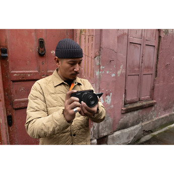 Panasonic LUMIX S 40mm f/2 Lens (Black) — thumbnail 10