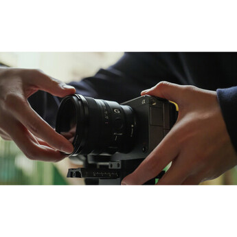Sony sel16f18g 21