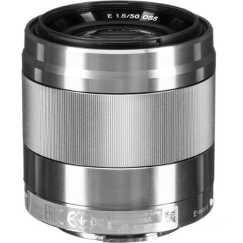Sony 50mm f/1.8 Telephoto Lens — thumbnail 3