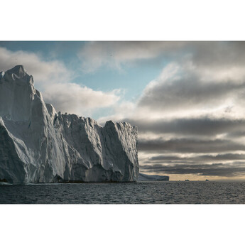 Tamron 70-180mm f/2.8 Di III VC VXD G2 Lens (Nikon Z) — thumbnail 19