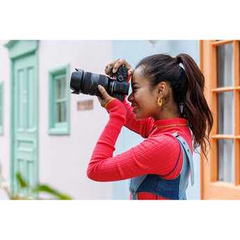 Tamron 35-100mm f/2.8 Di III VXD Lens (Sony E) — thumbnail 13