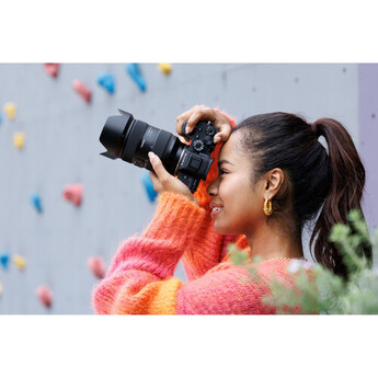 Tamron 35-100mm f/2.8 Di III VXD Lens (Sony E) — thumbnail 14