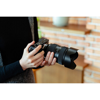 Tamron 35-100mm f/2.8 Di III VXD Lens (Sony E) — thumbnail 9