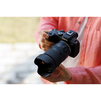 Tamron 17-70mm f/2.8 Di III-A VC RXD Lens (Canon RF) — thumbnail 14