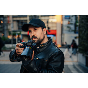 Zeiss Otus ML 35mm f/1.4 Lens (Sony E) — thumbnail 10