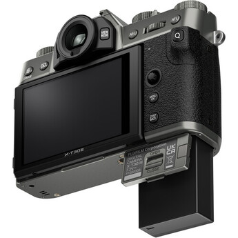 Fujifilm X-T30 III Mirrorless Camera with 13-33mm f/3.5-6.3 Lens (Charcoal Silver) — thumbnail 4
