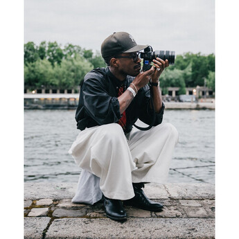 Leica SL3-S Mirrorless Camera with 28-70mm f/2.8 Lens — thumbnail 40