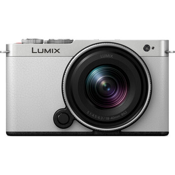 Panasonic LUMIX S9 Mirrorless Camera with 18-40mm DC-S9NWA9 Greentoe