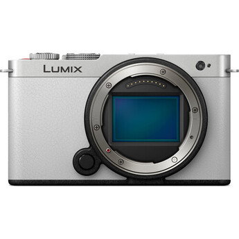 Panasonic LUMIX S9 Mirrorless Camera with 18-40mm DC-S9NWA9 Greentoe