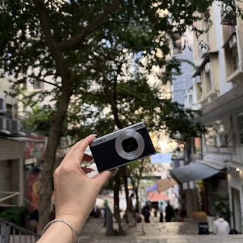 Yashica Tank Compact Digital Camera (Black) — thumbnail 10