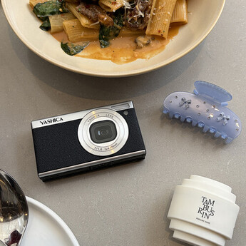 Yashica Tank Compact Digital Camera (Black) — thumbnail 14