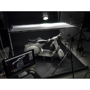 Manfrotto MT055CXPRO3 Carbon Fiber Tripod — thumbnail 16
