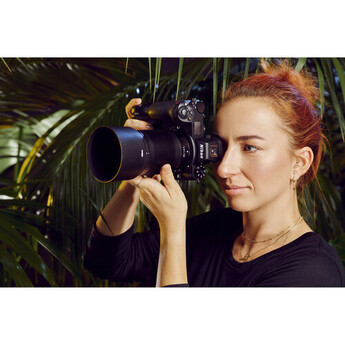 Nikon MB-N11 Power Battery Pack with Vertical Grip — thumbnail 9