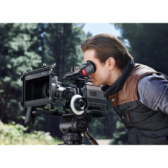 Blackmagic design cinecamursam46k ef 11