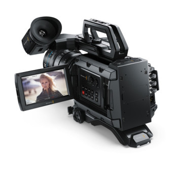 Blackmagic design cinecamursam46k ef 4