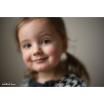 Lensbaby Velvet 56mm f/1.6 Lens for Canon RF — thumbnail 11