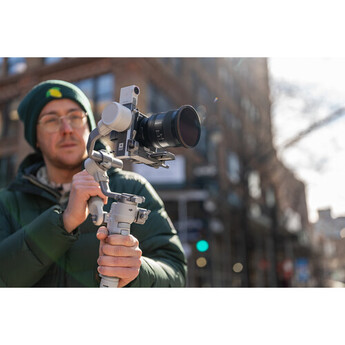DJI RS 4 Mini Handheld Gimbal Stabilizer — thumbnail 27