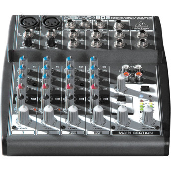 Behringer 802 2