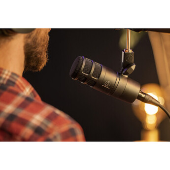 Audio Technica AT2040 Hypercardioid Dynamic Podcast Microphone — thumbnail 8