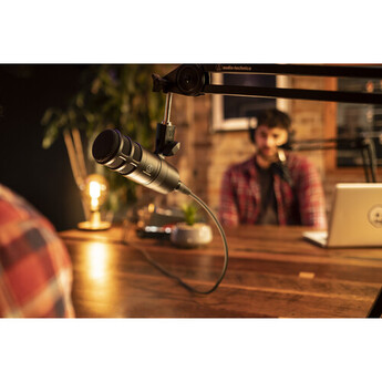 Audio Technica AT2040 Hypercardioid Dynamic Podcast Microphone — thumbnail 9