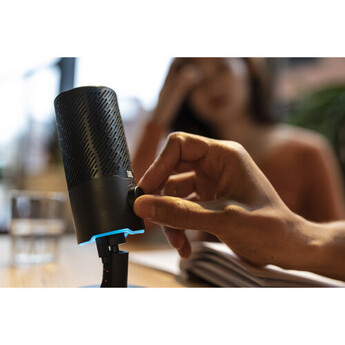 JBL Quantum Stream Dual-Pattern USB Microphone — thumbnail 4