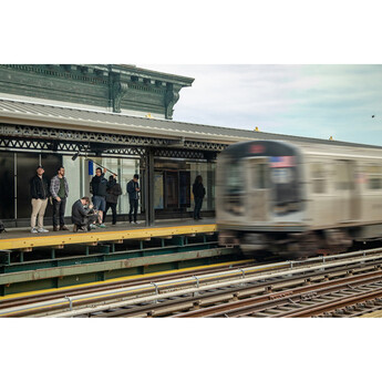Zoom F6 Multi-Track Field Recorder — thumbnail 18