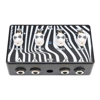 EarthQuaker Devices Four to One Mixer Compact 4-Channel Signal Mixer — thumbnail 2