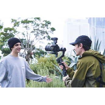 Sony ECM-B10 Compact Camera-Mount Digital Shotgun Microphone — thumbnail 16