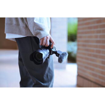 Sony ECM-B10 Compact Camera-Mount Digital Shotgun Microphone — thumbnail 17