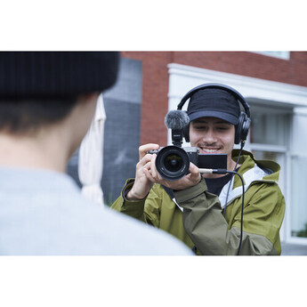 Sony ECM-B10 Compact Camera-Mount Digital Shotgun Microphone — thumbnail 23