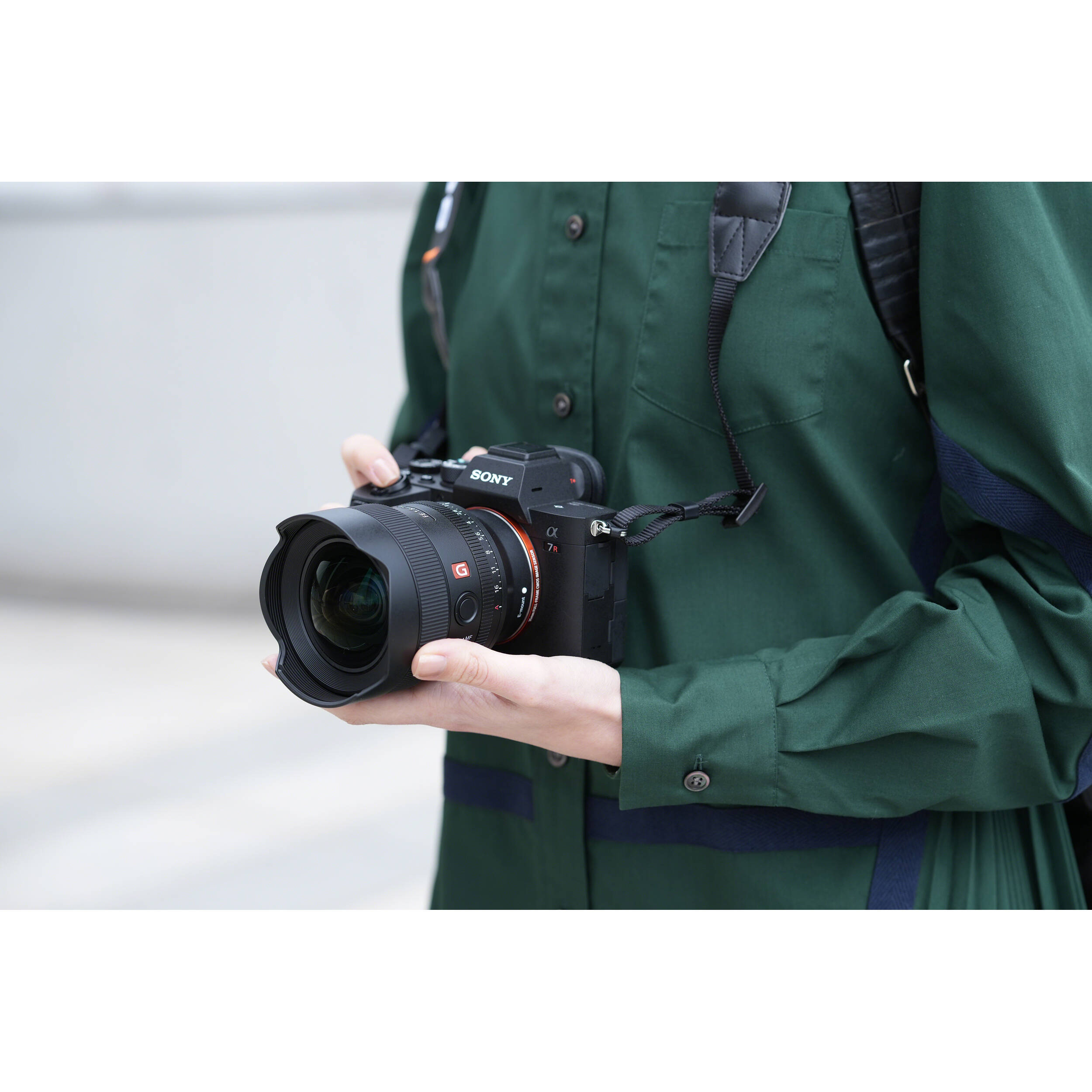Sony FE 14mm f/1.8 GM Lens SEL14F18GM Greentoe