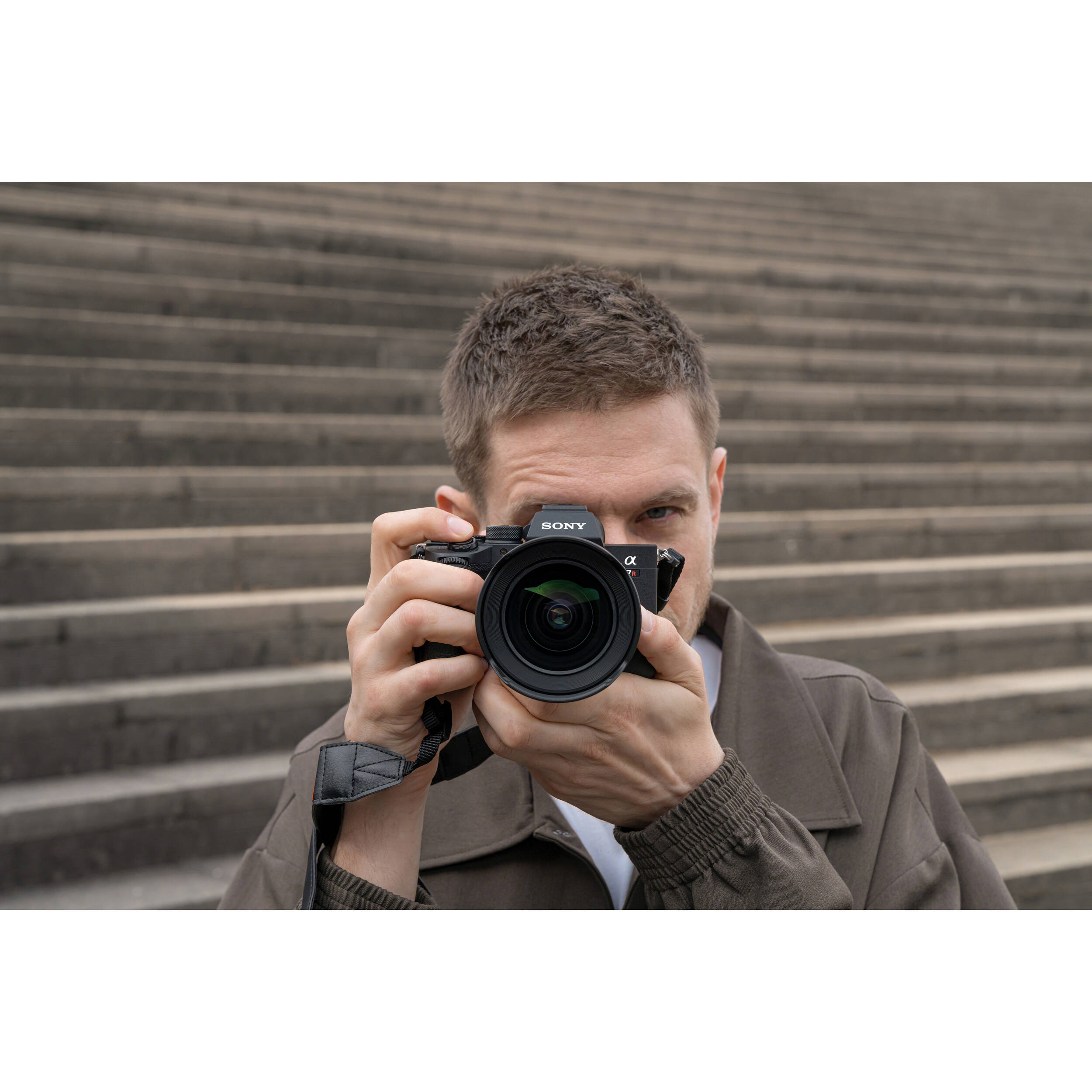Sony FE 14mm f/1.8 GM Lens SEL14F18GM Greentoe