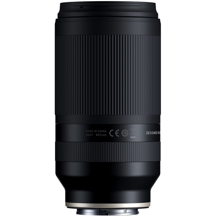 Tamron 70-300mm f/4.5-6.3 Di III RXD Lens for Sony E A047 Greentoe