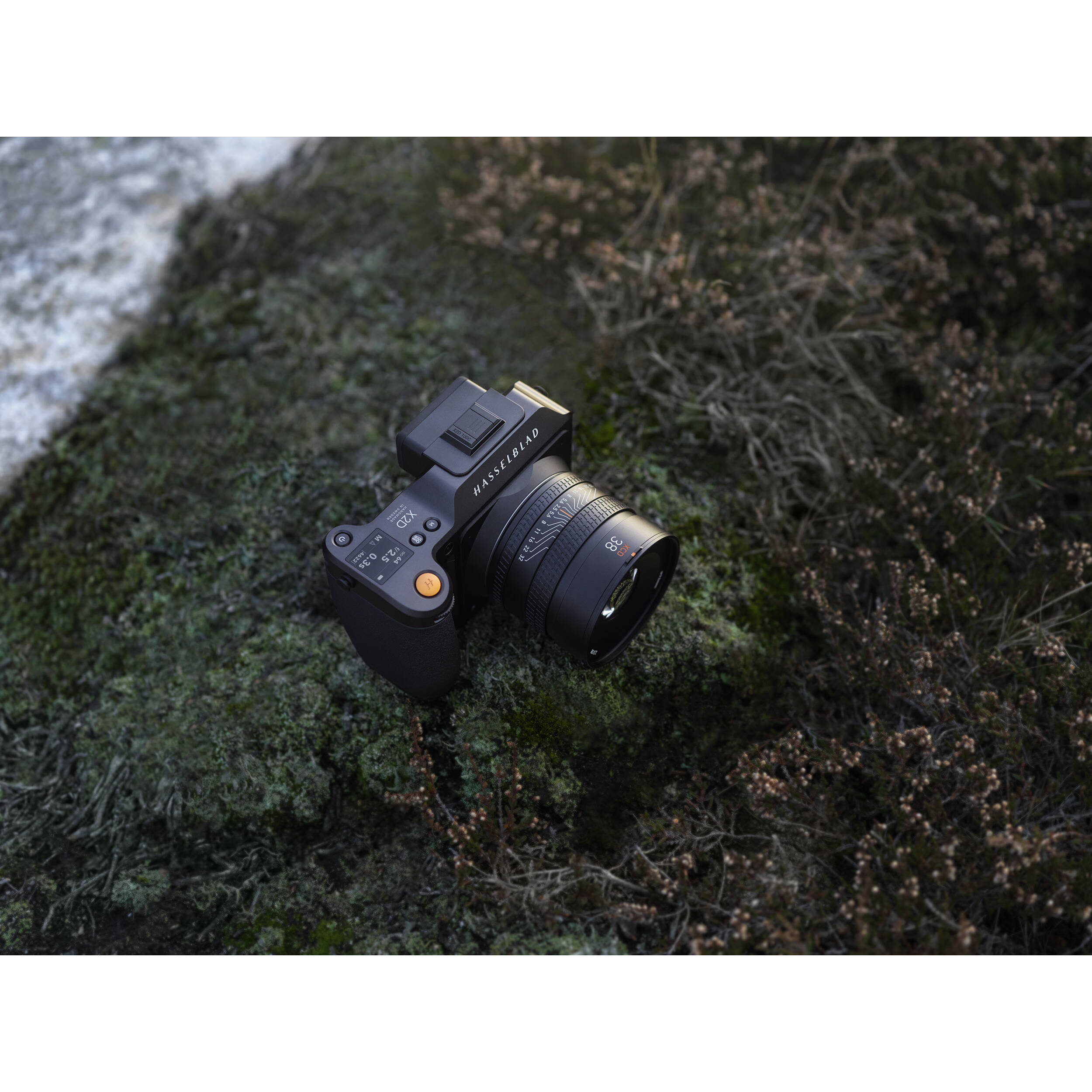Hasselblad X2D 100C Medium Format Mirrorless CP.HB.00000723.01