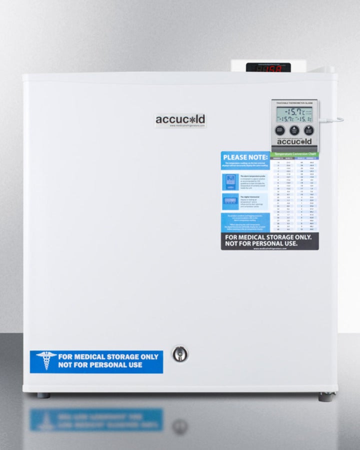 Summit 19" 1.4 cu. ft. White Freestanding Compact Freezer